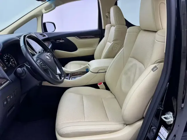 Toyota Alphard — Фото автомобиля 4