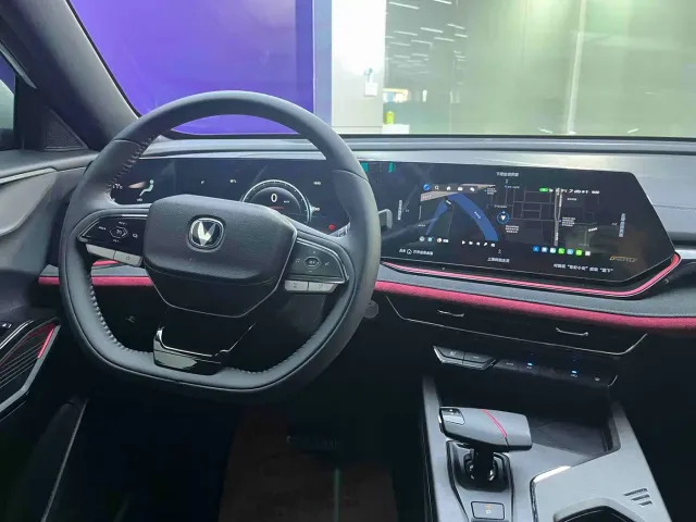 Changan X5 Plus — Фото автомобиля 11