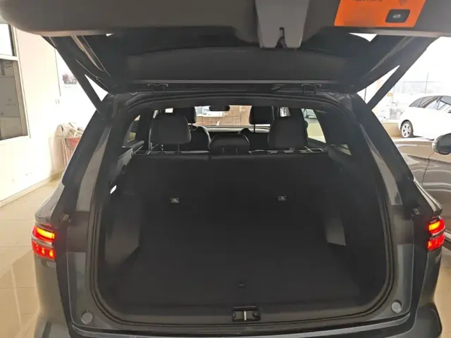 Geely Xingyue L — Фото автомобиля 18