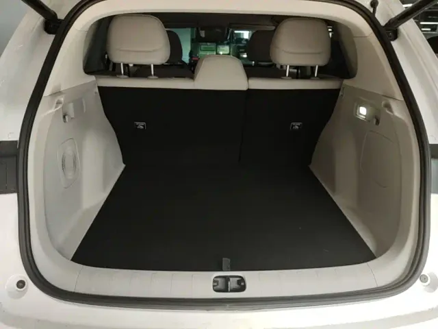 Leapmotor B10 — Фото автомобиля 18