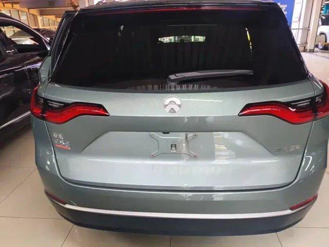Nio ES8 — Фото автомобиля 3