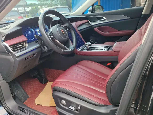 Hongqi H5 — Фото автомобиля 6