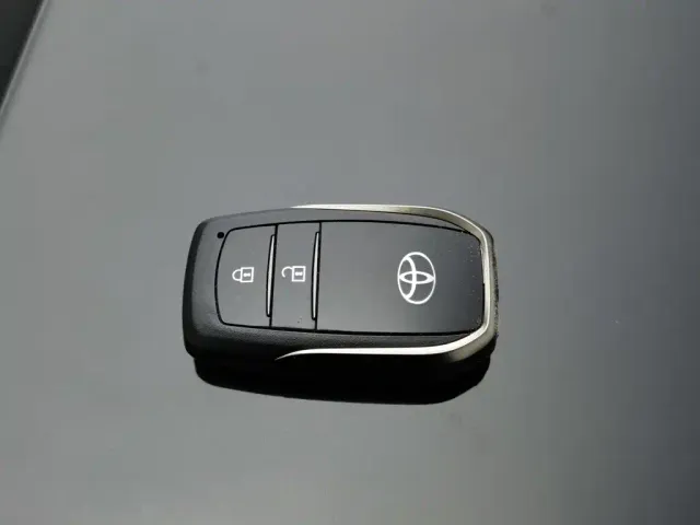 Toyota Highlander — Фото автомобиля 19