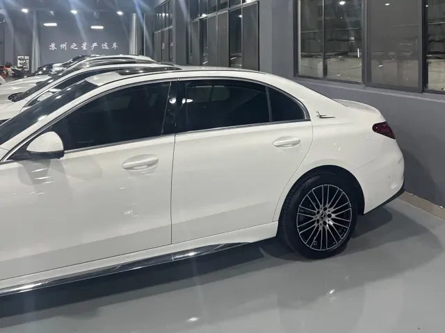 Mercedes-Benz C-Class — Фото автомобиля 4