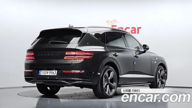 Genesis GV80 — Фото автомобиля 2
