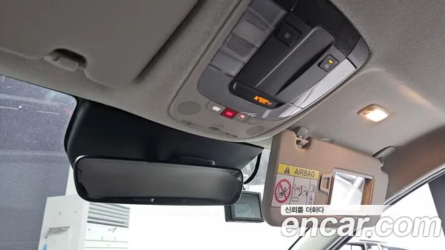 Kia Niro Niro (New) — Фото автомобиля 25