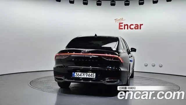 Hyundai Grandeur Новый Grandeur IG — Фото автомобиля 4