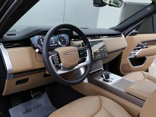Land Rover Range Rover — Фото автомобиля 13