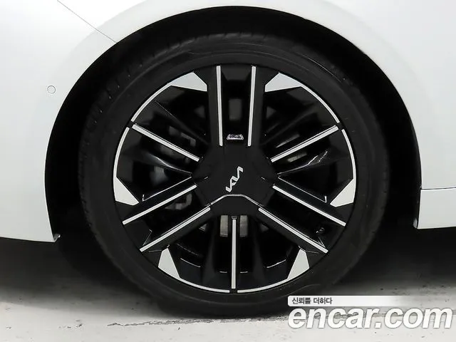 Kia K8 The New K8 2.5 Бензин 2WD — Фото автомобиля 20
