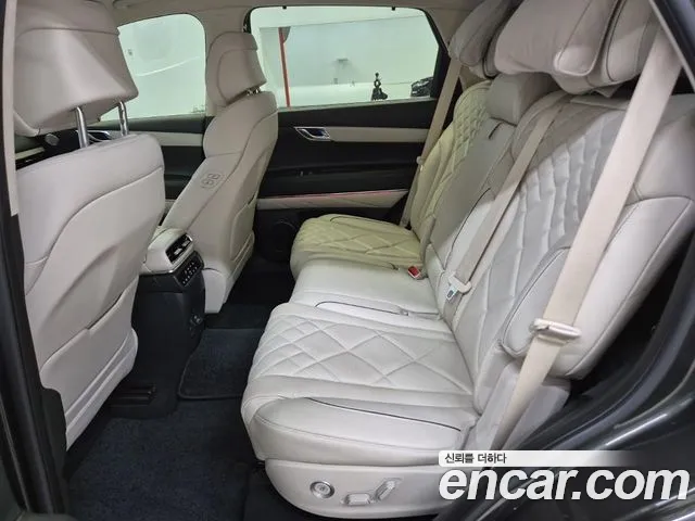 Genesis GV80 — Фото автомобиля 12
