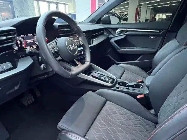 Audi A3 — Фото автомобиля 12
