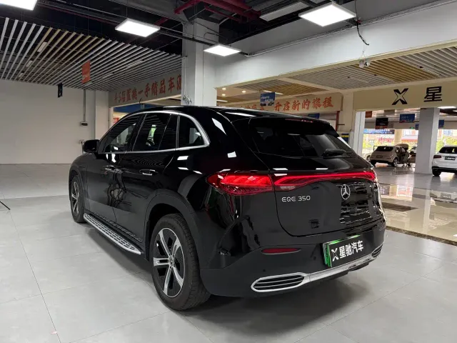 Mercedes-Benz EQE SUV — Фото автомобиля 4