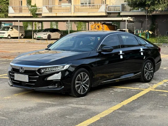 Фотография автомобиля — Honda Accord