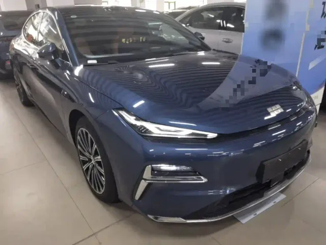 Geely Galaxy Xingyao 8 — Фото автомобиля 3