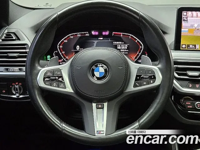 BMW X4 xDrive20i M Sport — Фото автомобиля 11
