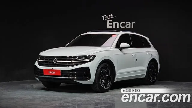 Фотография автомобиля — Volkswagen Touareg