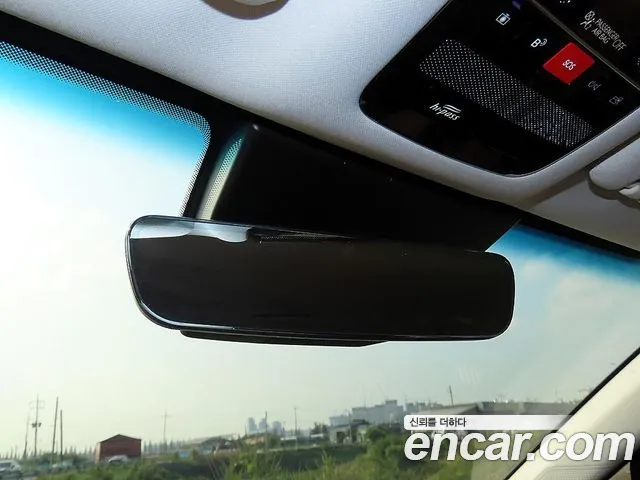 Hyundai Grandeur GN7 — Фото автомобиля 12