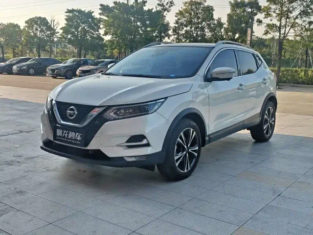 Фотография автомобиля — Nissan Qashqai