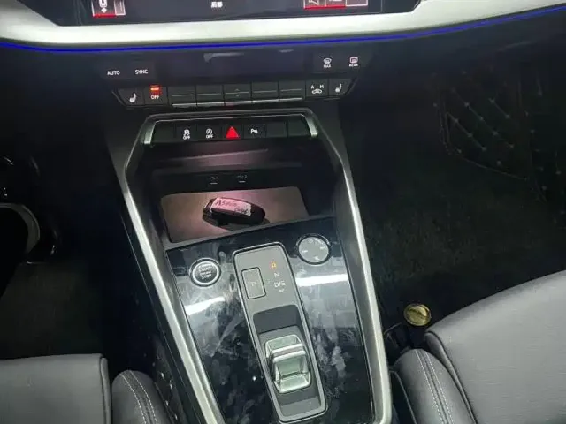 Audi Audi A3 2023 Facelift Sportback 35 TFSI Fashion Sport — Фото автомобиля 12