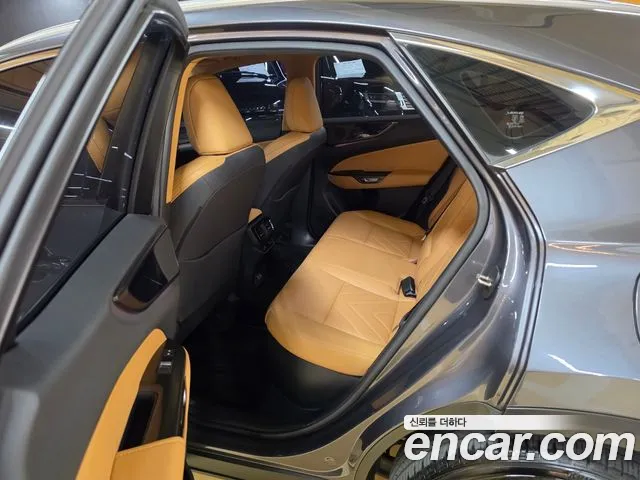 Lexus NX NX450h+ 2nd Gen — Фото автомобиля 10