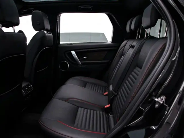 Land Rover Discovery Sport — Фото автомобиля 15