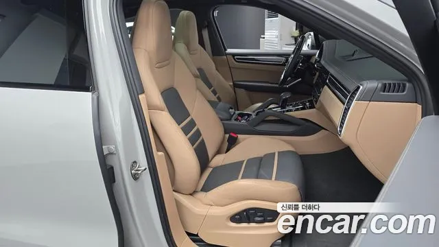 Porsche Cayenne PO536 — Фото автомобиля 16