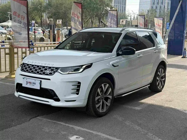 Фотография автомобиля — Land Rover Discovery Sport