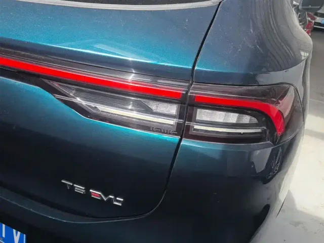 Forthing T5 Evo — Фото автомобиля 7