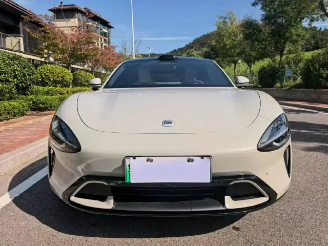 Xiaomi SU7 — Фото автомобиля 2