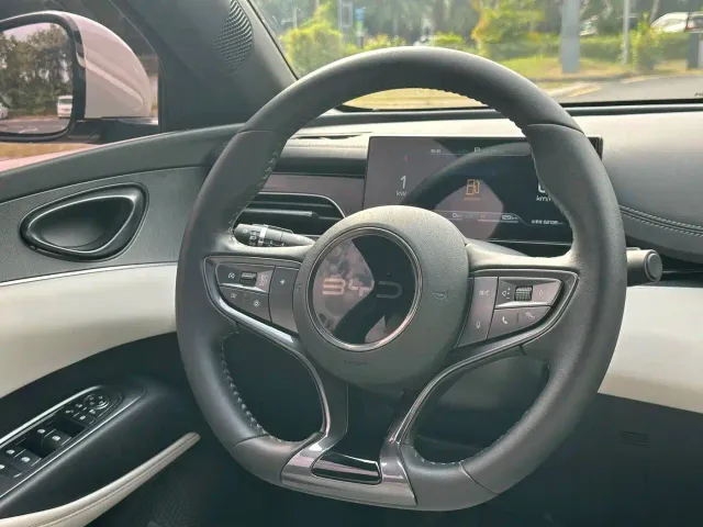 BYD Seal 06 — Фото автомобиля 20