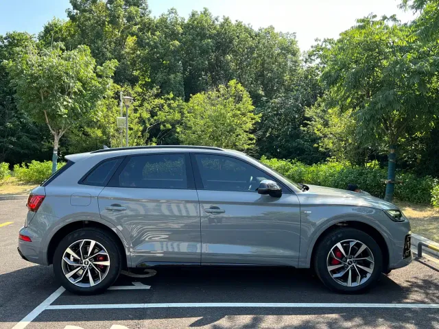 Audi Q5L — Фото автомобиля 17