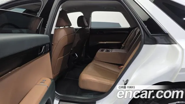 Hyundai Grandeur Grandeur (GN7) — Фото автомобиля 12
