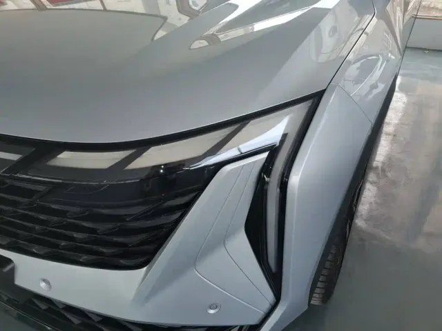 Geely Boyue L — Фото автомобиля 23