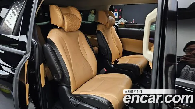 Kia Canival Carnival 4 поколение Дизель 9 мест Signature — Фото автомобиля 9
