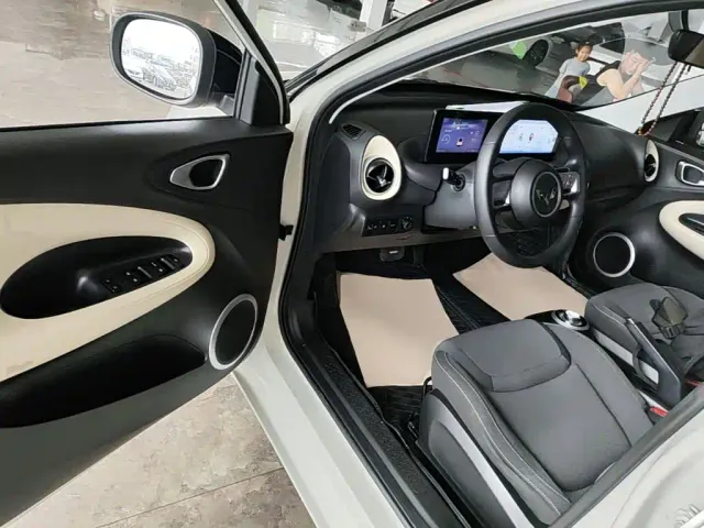 Wuling Bingo — Фото автомобиля 15