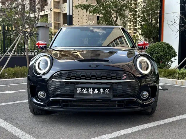 MINI Clubman — Фото автомобиля 2