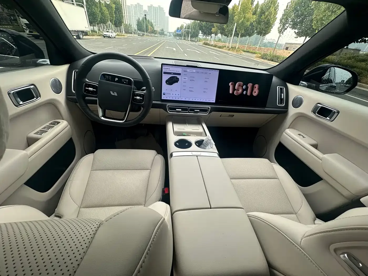Li Auto Li Auto L7 2025 Max Smart Renewal Edition — Фото автомобиля 6