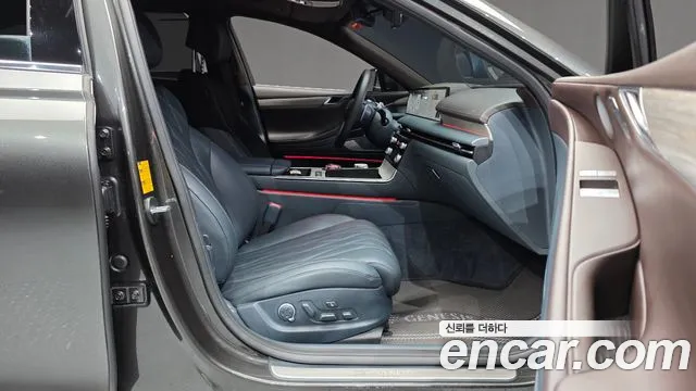 Genesis G80 Бензин 2.5 турбо AWD — Фото автомобиля 11