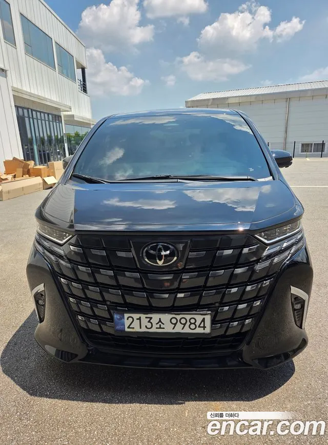 Toyota Alphard Generation 4 — Фото автомобиля 3
