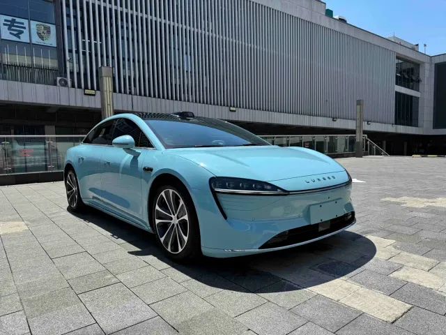 Luxeed S7 — Фото автомобиля 3