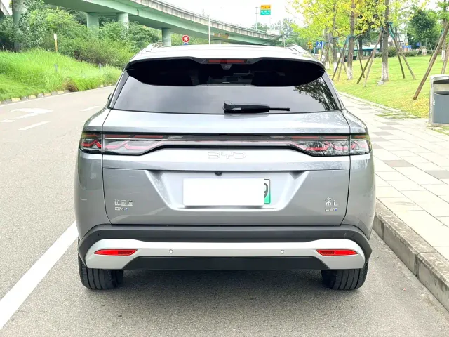 BYD Song L DM-i — Фото автомобиля 8