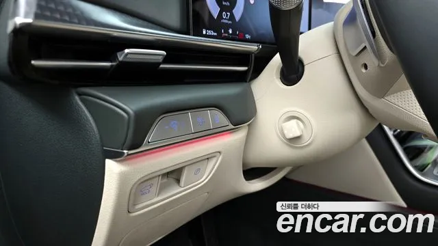 Genesis GV80 — Фото автомобиля 18