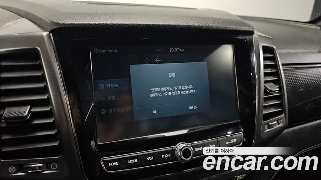 KG_Mobility_Ssangyong Rexton Новый Rexton Sport Khan Дизель 2.2 4WD — Фото автомобиля 16