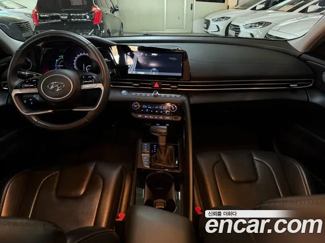 Hyundai Avante CN7 — Фото автомобиля 17