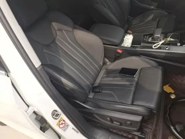 Audi Q5L — Фото автомобиля 24