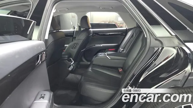 Hyundai Grandeur GN7 — Фото автомобиля 16