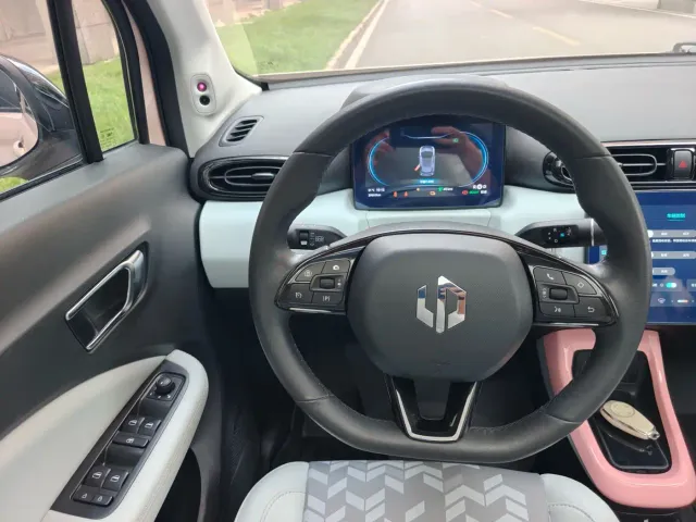Leapmotor T03 — Фото автомобиля 10