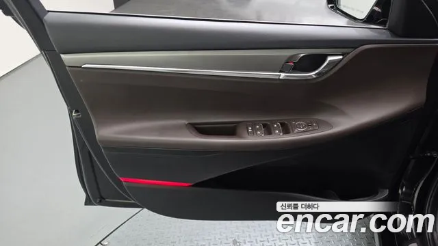 Hyundai Grandeur New — Фото автомобиля 13