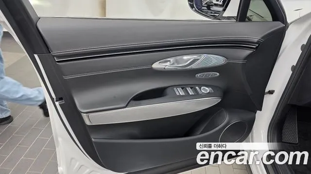 Genesis GV70 Electrified GV70 — Фото автомобиля 18
