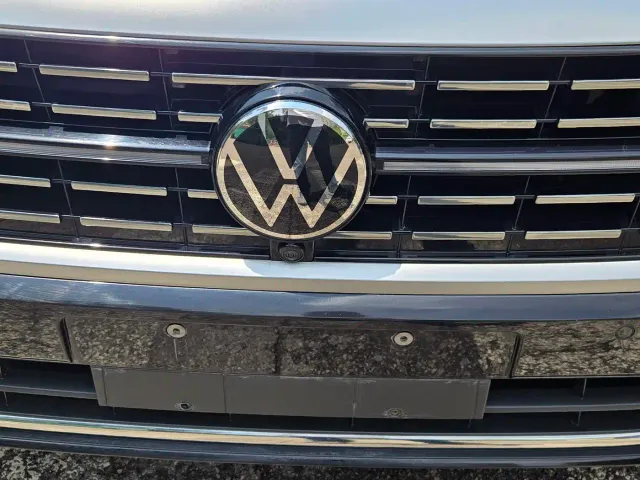 Volkswagen Passat — Фото автомобиля 4